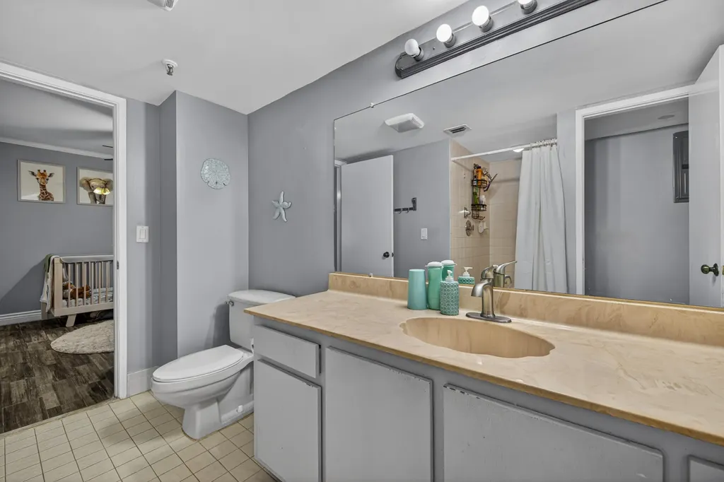 2200 S Cypress Bend Drive Pompano Beach FL 33069