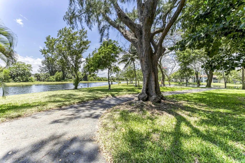 2200 S Cypress Bend Drive Pompano Beach FL 33069