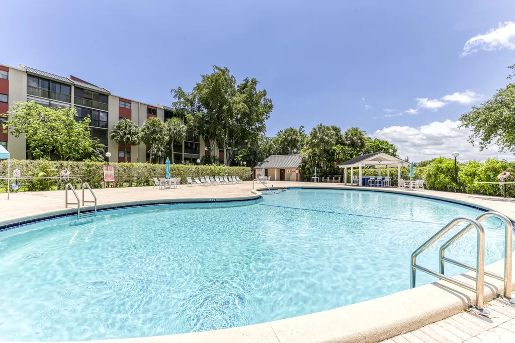 2200 S Cypress Bend Drive Pompano Beach FL 33069