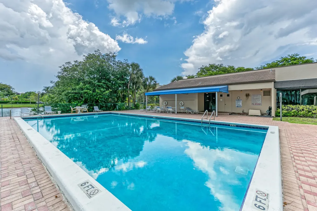 2200 S Cypress Bend Drive Pompano Beach FL 33069