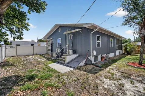 7945 SE Fairchild Way Hobe Sound FL 33455