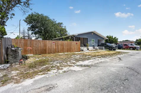 7945 SE Fairchild Way Hobe Sound FL 33455