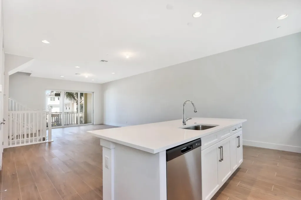 5352 Sagan Lane Palm Beach Gardens FL 33418