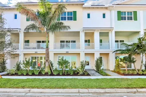 5352 Sagan Lane Palm Beach Gardens FL 33418