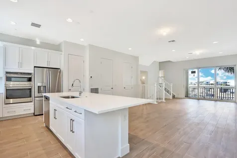 5352 Sagan Lane Palm Beach Gardens FL 33418
