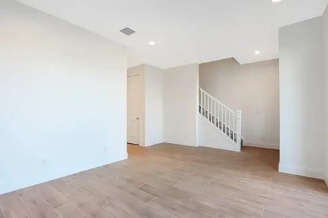 5352 Sagan Lane Palm Beach Gardens FL 33418