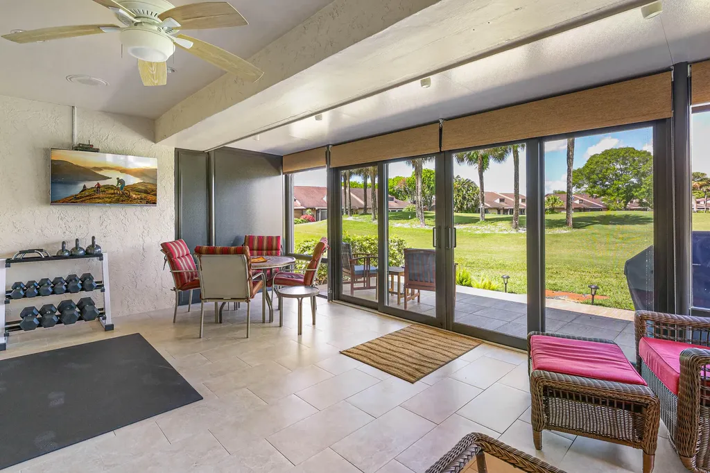 4733 S Fountains Drive S Lake Worth FL 33467