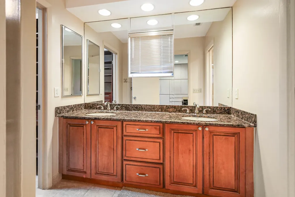 4733 S Fountains Drive S Lake Worth FL 33467