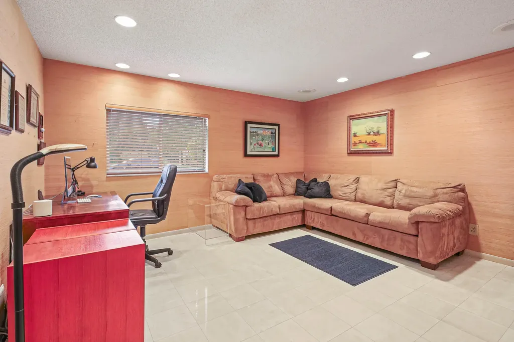 4733 S Fountains Drive S Lake Worth FL 33467