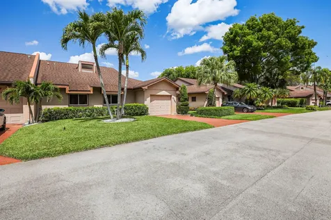 4733 S Fountains Drive S Lake Worth FL 33467
