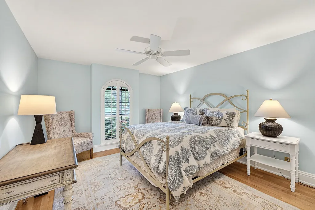 6 Tarrington Circle Palm Beach Gardens FL 33418