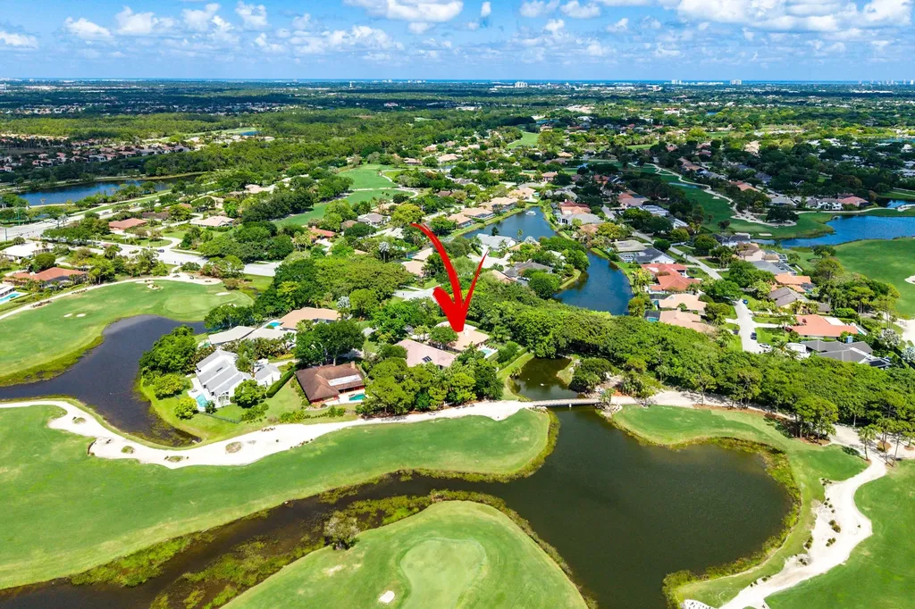 6 Tarrington Circle Palm Beach Gardens FL 33418