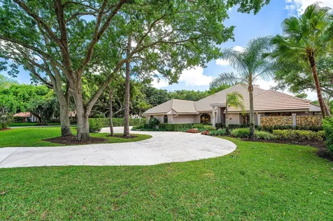 6 Tarrington Circle Palm Beach Gardens FL 33418