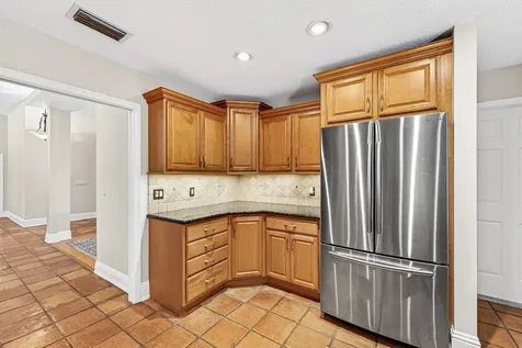 6 Tarrington Circle Palm Beach Gardens FL 33418