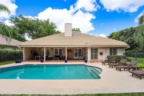 6 Tarrington Circle Palm Beach Gardens FL 33418