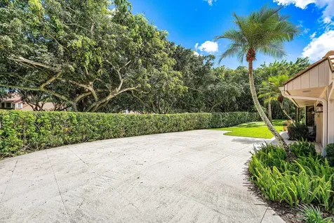 6 Tarrington Circle Palm Beach Gardens FL 33418