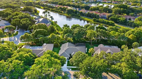 6685 Winding Lake Drive Jupiter FL 33458