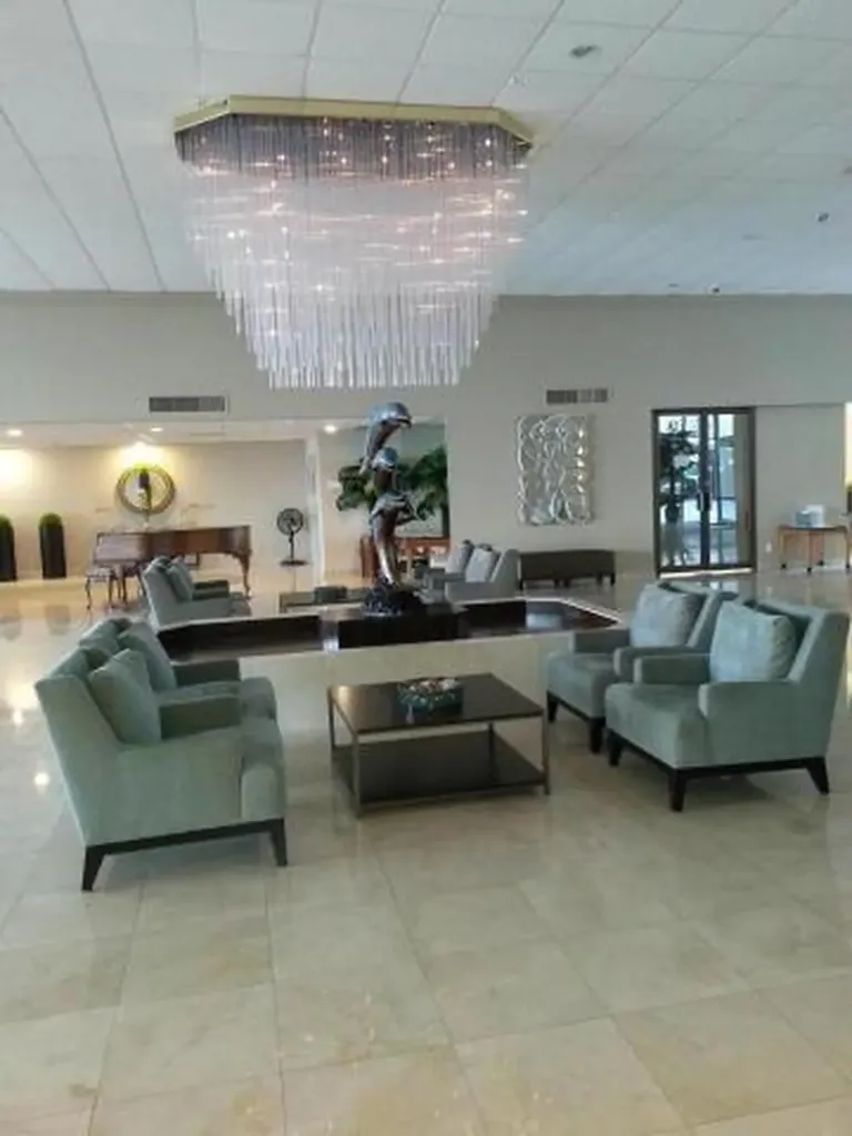 1147 Hillsboro Mile Hillsboro Beach FL 33062