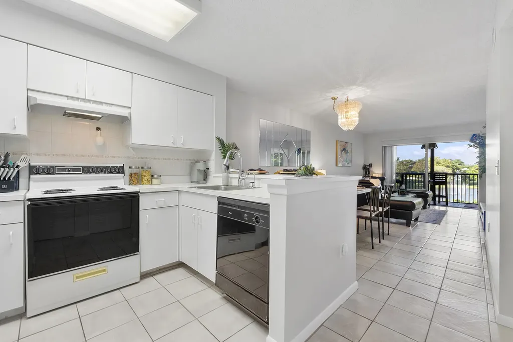 2236 N Cypress Bend Drive Pompano Beach FL 33069