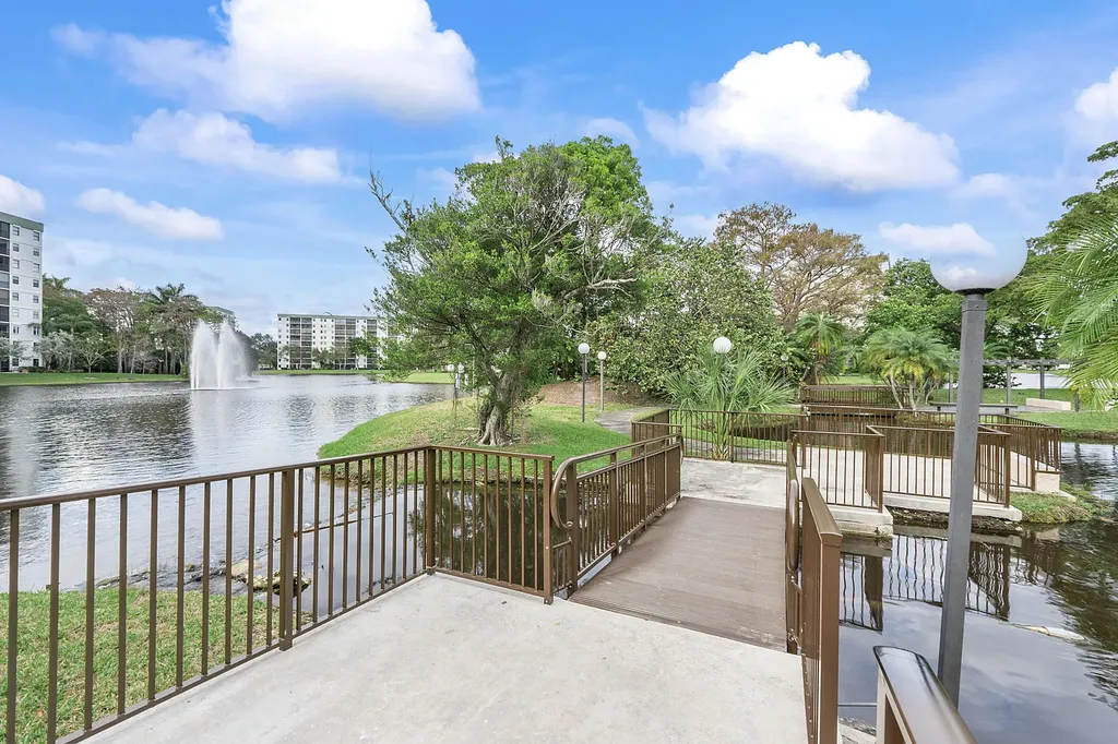 2236 N Cypress Bend Drive Pompano Beach FL 33069