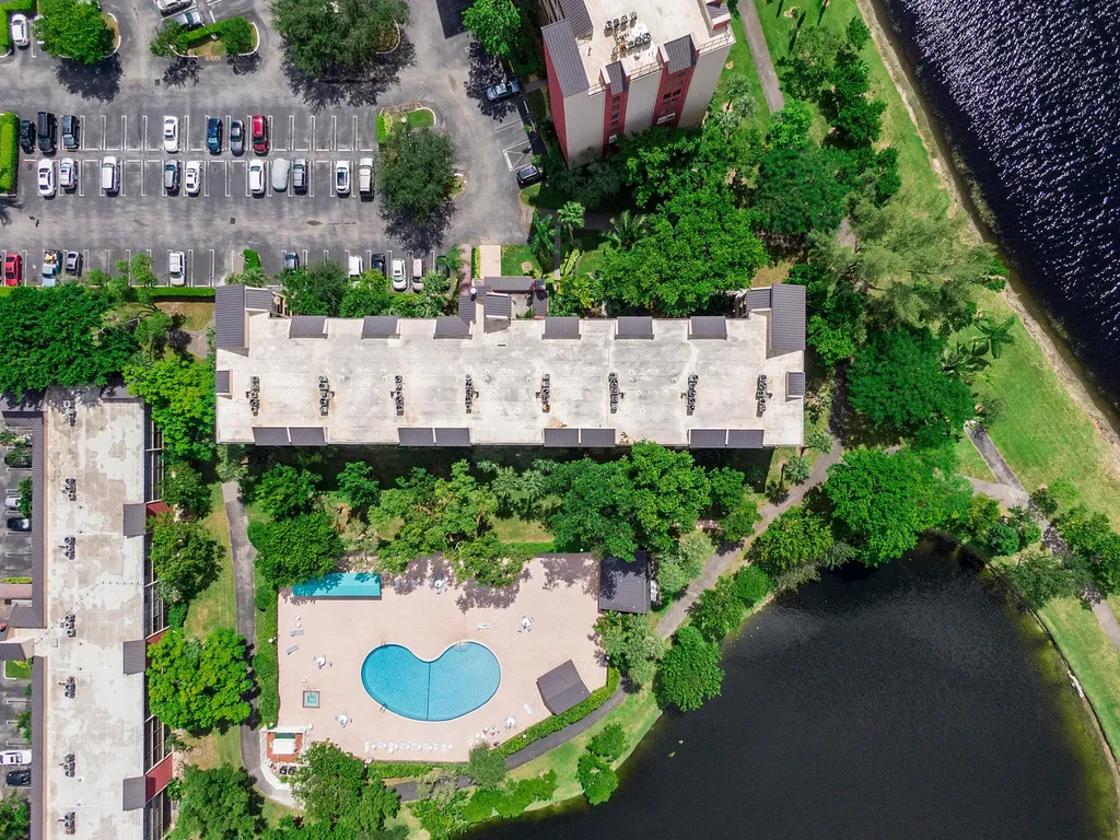 2236 N Cypress Bend Drive Pompano Beach FL 33069