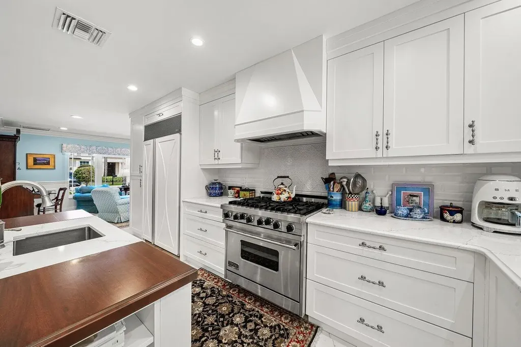 2177 Areca Palm Road Boca Raton FL 33432