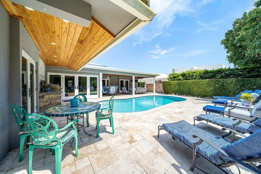 2177 Areca Palm Road Boca Raton FL 33432