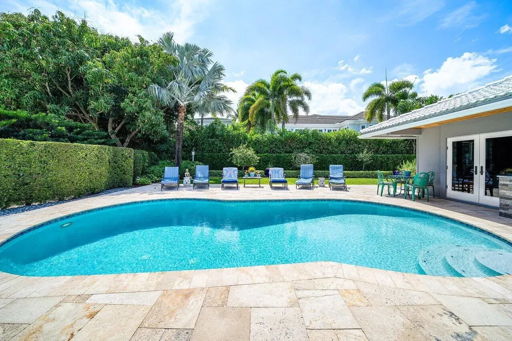 2177 Areca Palm Road Boca Raton FL 33432