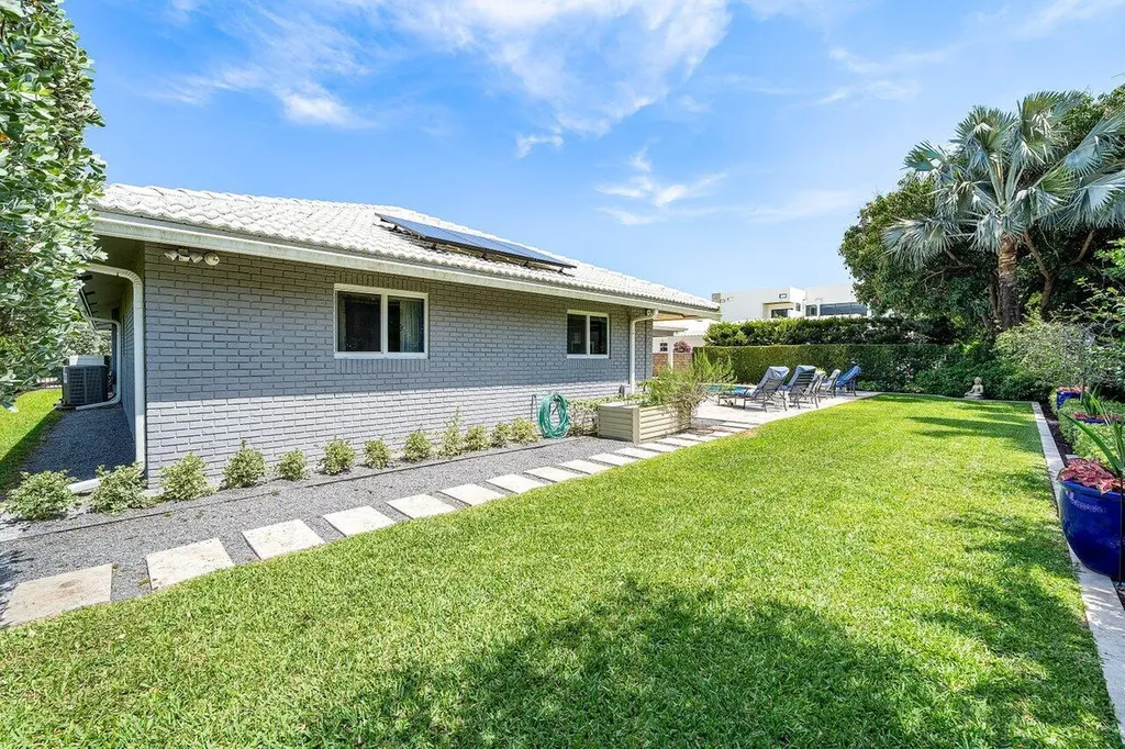 2177 Areca Palm Road Boca Raton FL 33432