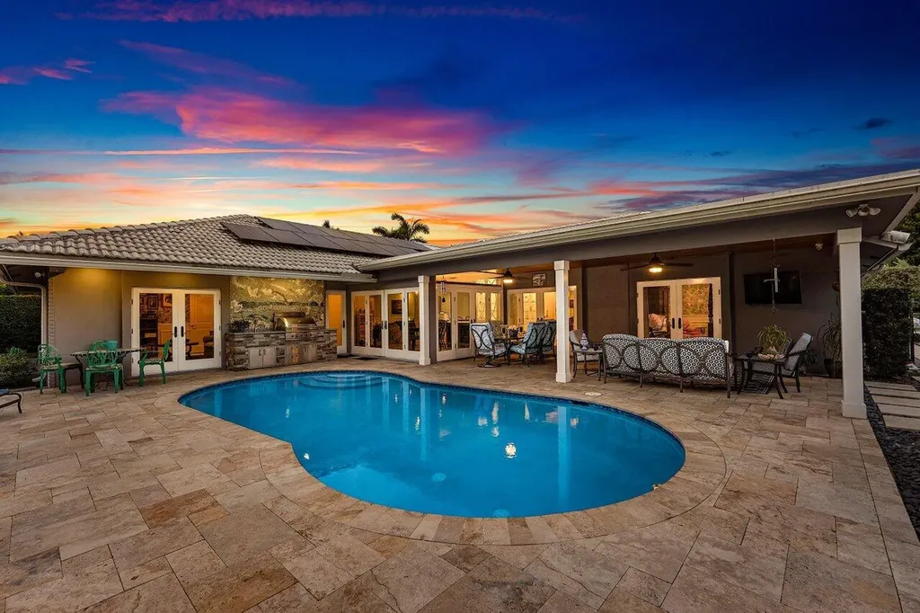 2177 Areca Palm Road Boca Raton FL 33432
