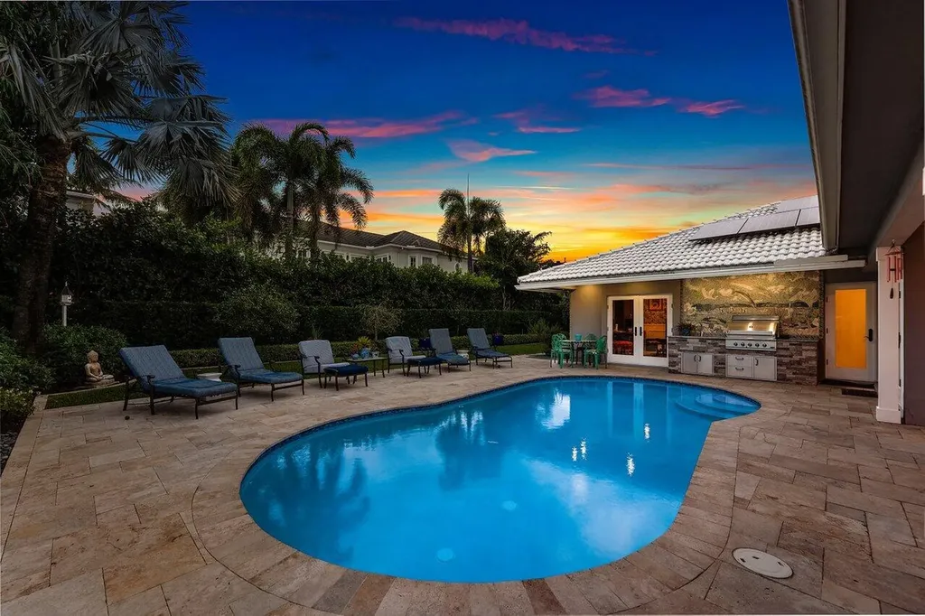 2177 Areca Palm Road Boca Raton FL 33432