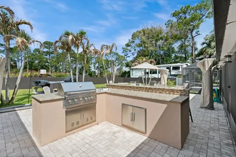 5588 SE Lamay Drive Stuart FL 34997