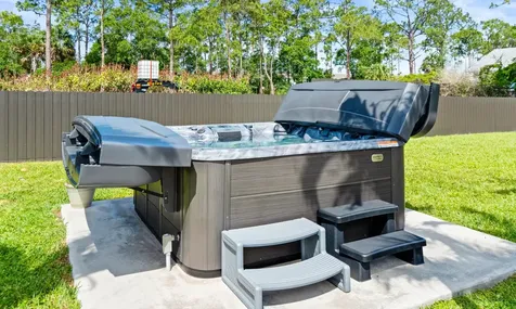 5588 SE Lamay Drive Stuart FL 34997