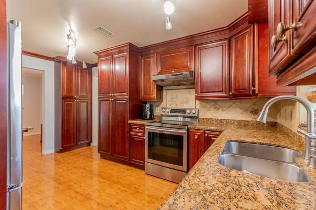 1045 Cameo Circle West Palm Beach FL 33417