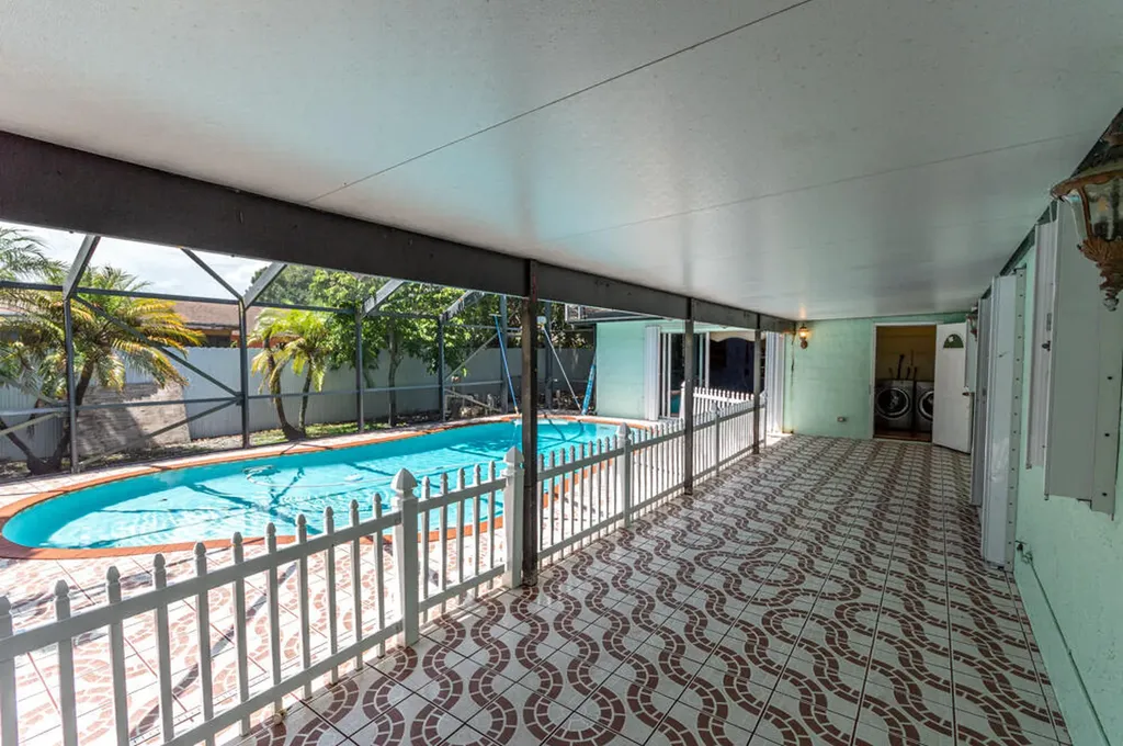 1045 Cameo Circle West Palm Beach FL 33417
