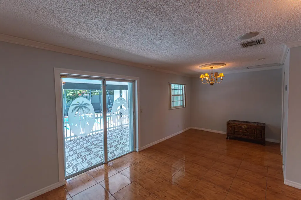 1045 Cameo Circle West Palm Beach FL 33417