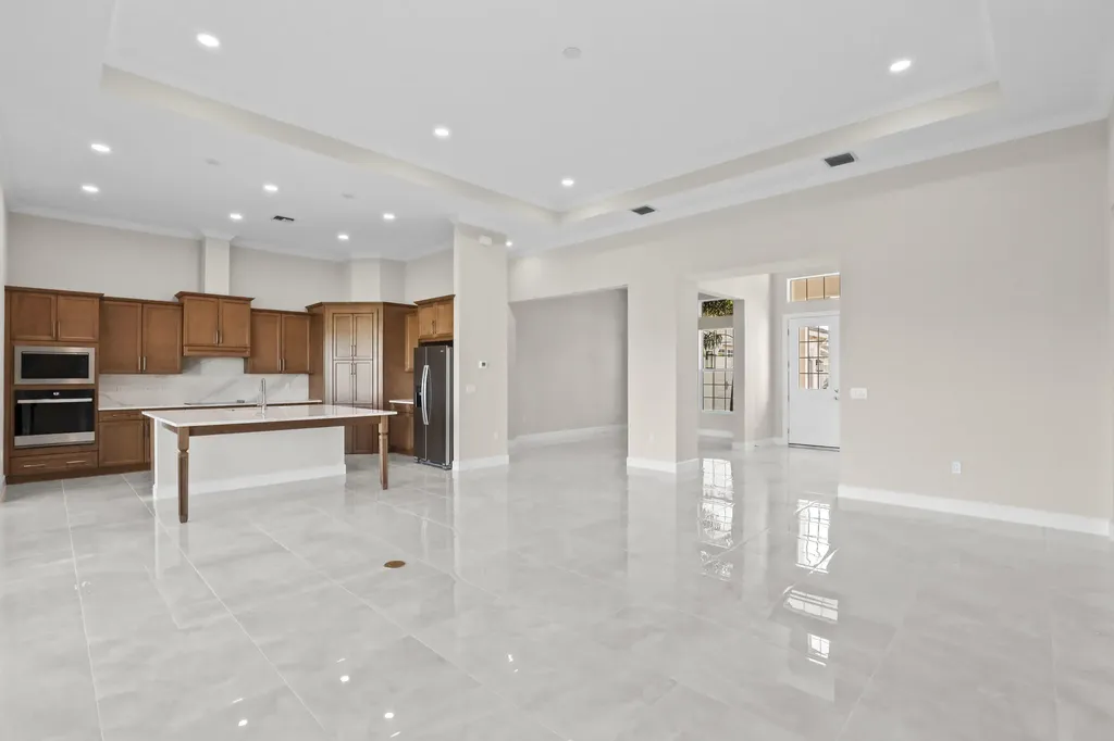 14823 Wildwood Circle Westlake FL 33470
