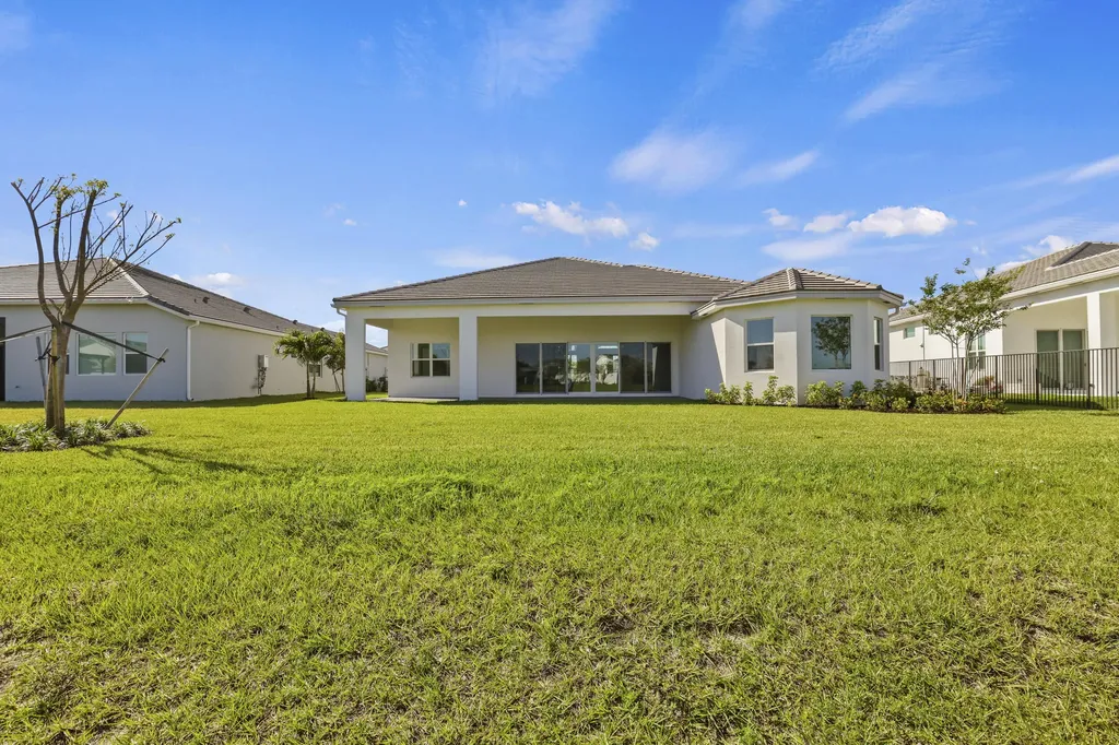 14823 Wildwood Circle Westlake FL 33470