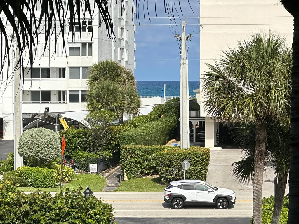 3605 S Ocean Boulevard South Palm Beach FL 33480