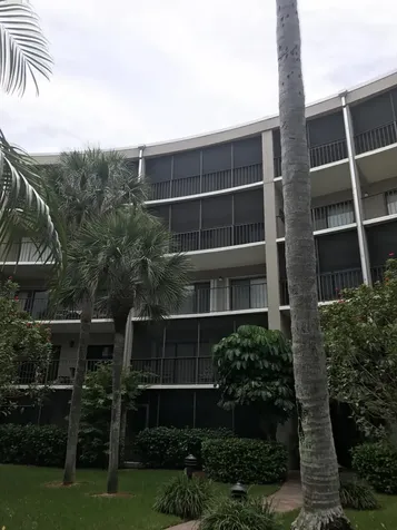 3605 S Ocean Boulevard South Palm Beach FL 33480