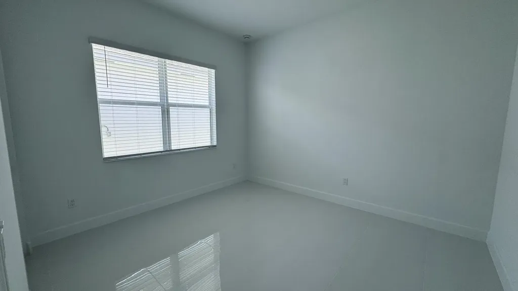 5722 Aleppo Pine Place Westlake FL 33470