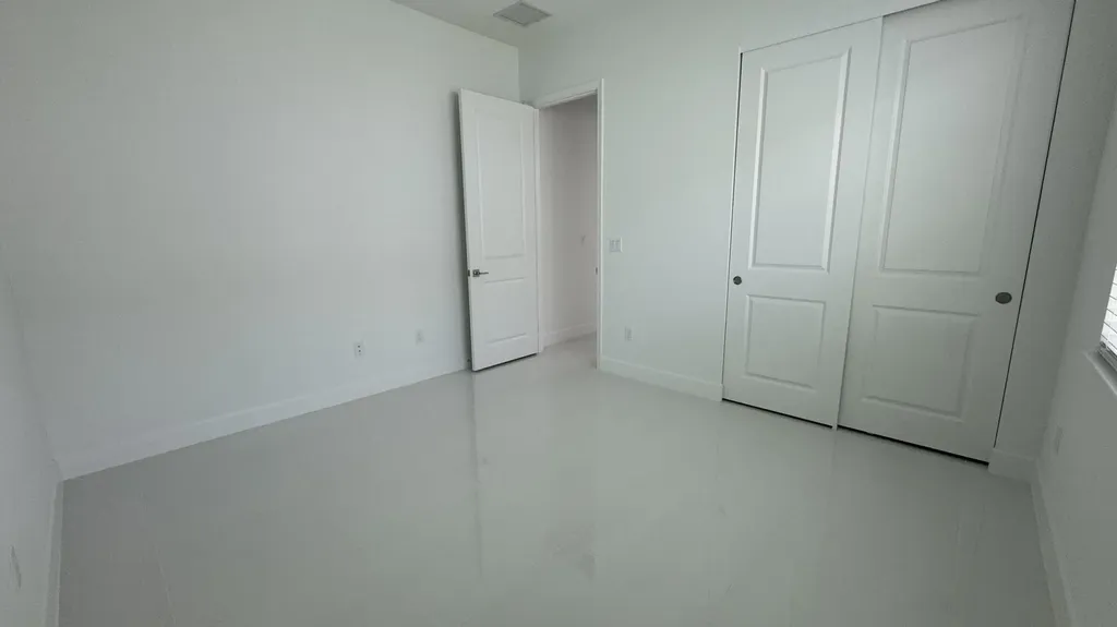 5722 Aleppo Pine Place Westlake FL 33470
