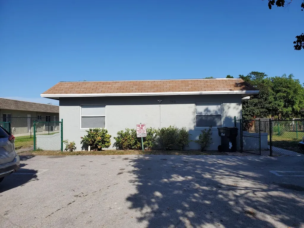 743 S Swinton Avenue Delray Beach FL 33444