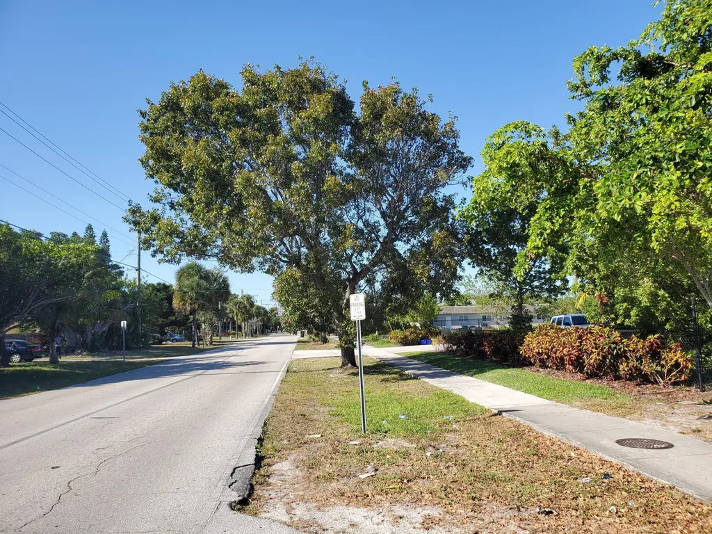 743 S Swinton Avenue Delray Beach FL 33444