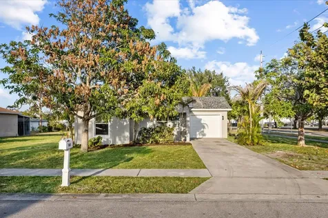 945 SE Forrest Park Drive Stuart FL 34994