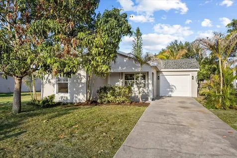 945 SE Forrest Park Drive Stuart FL 34994