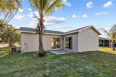 945 SE Forrest Park Drive Stuart FL 34994