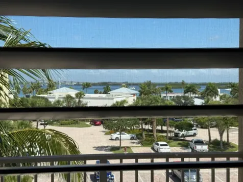 1 Harbour Isle Drive E Hutchinson Island FL 34949