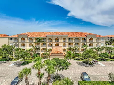 1 Harbour Isle Drive E Hutchinson Island FL 34949