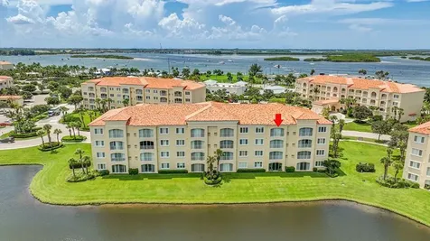 1 Harbour Isle Drive E Hutchinson Island FL 34949